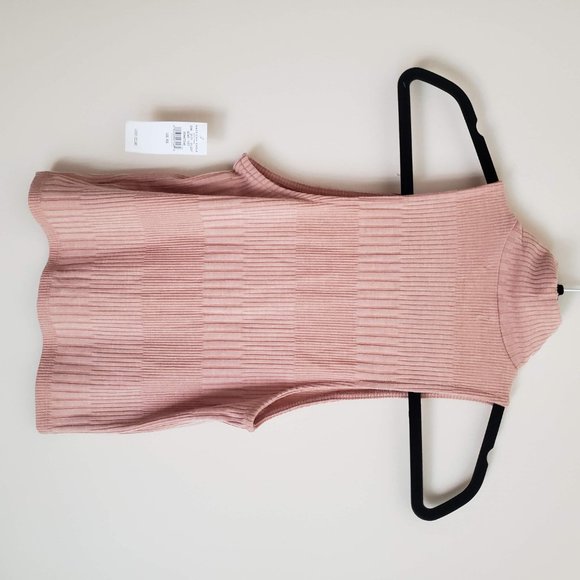 American Eagle Beige Ribbed Turtle Neck Tank - Picture 2 of 4